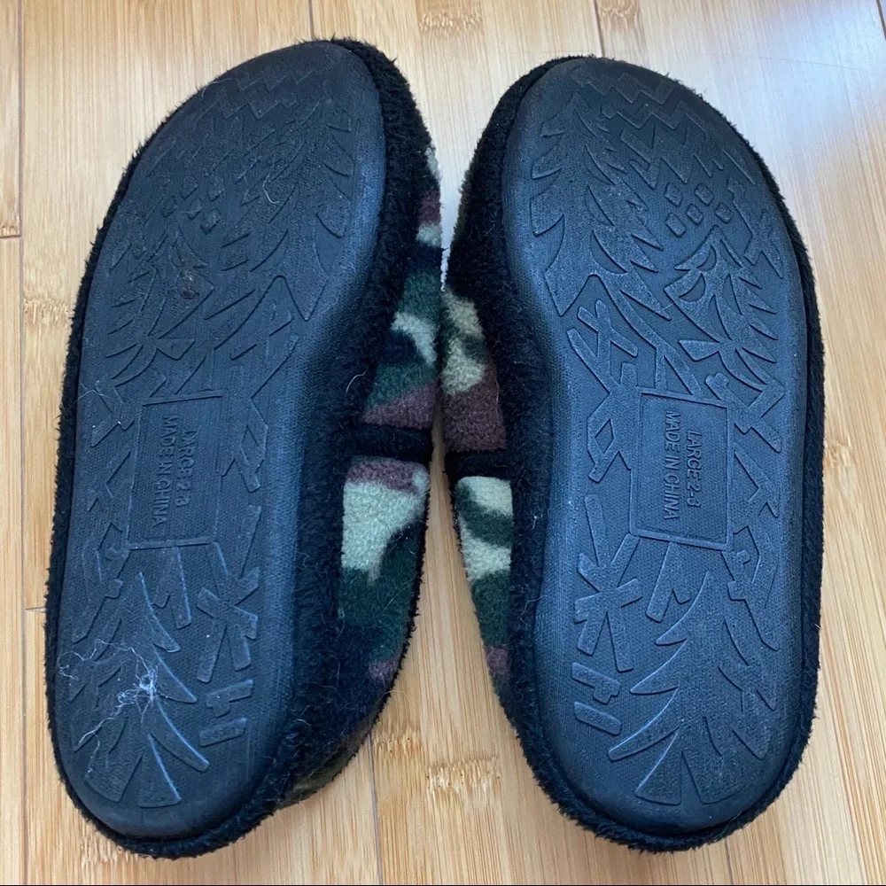 Kids Camouflage Fleece Slippers Size L (2-3)